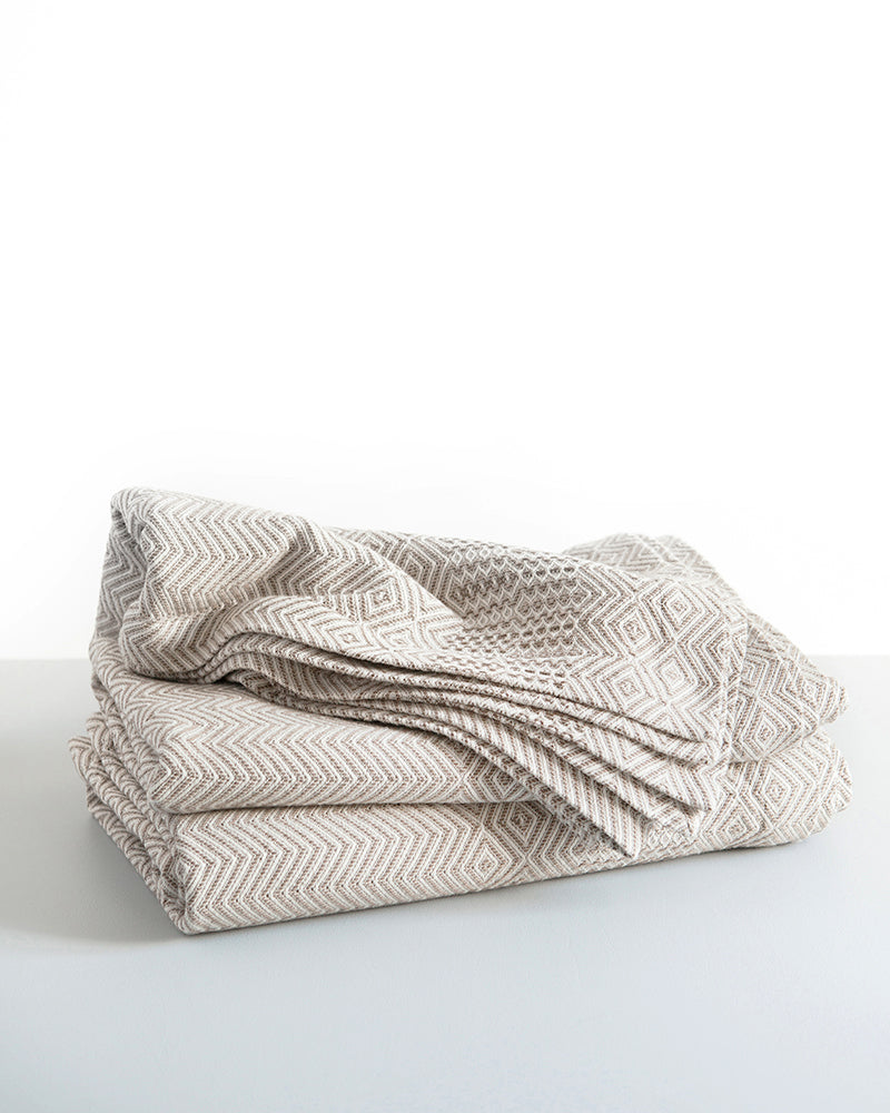 THROW / BLANKET bakuba